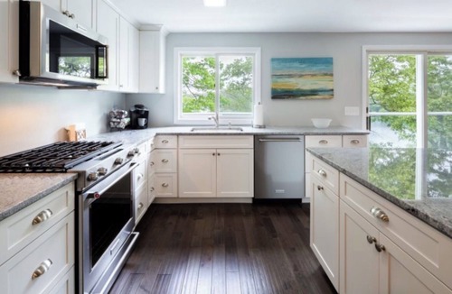 West Barnstable House | Located directly on Pond, Swimming, Kayaking, Fishing, Beach Pass, A/C, Clean!