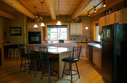 Columbia Falls Cabin | Log Cabin On Acreage Near Meadow Lake Resort