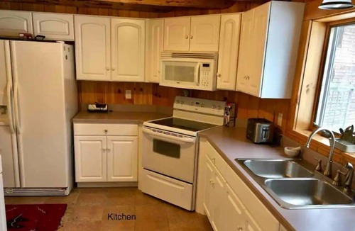 Wellesley Island House | Log Home on 13th fairway for golfers, hikers, nature lovers!