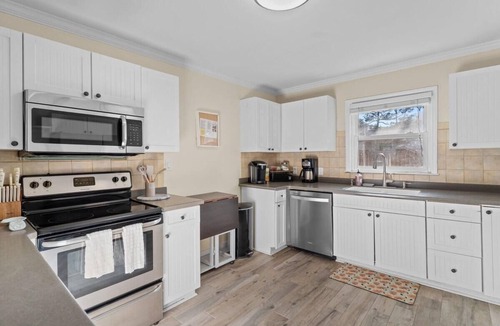 Wilmington House | Long Leaf House - Great Mid-Term Rental Location!