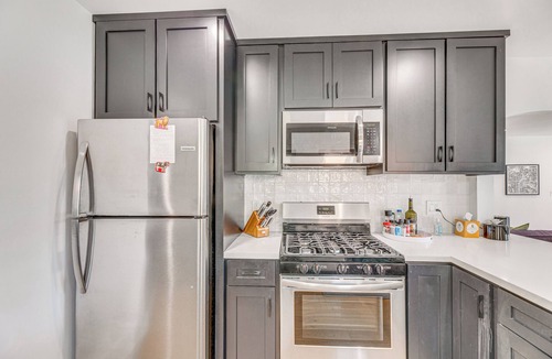Eagle Rock House | Los Angeles Family Home w/Deck ~ 7 Mi to Downtown