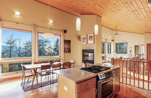 Lost River House | Lost River Mountain Paradise With Hot Tub and Game Room