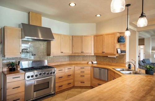 Kalispell House | Love on Lilac Lake, Private Dock and Lake Access
