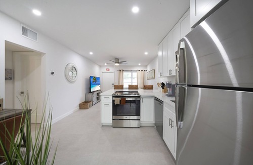 Harbordale Apartment | Lovely 1 bedroom - Just Beachy unit 2
