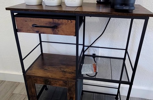 Driftwood Apartment | Lovely 1-bedroom studio with wet bar and AC in vibrant Hollywood