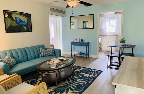 Dania Beach Apartment | Lovely 2 - Bedroom Rental Unit Near the Beach
