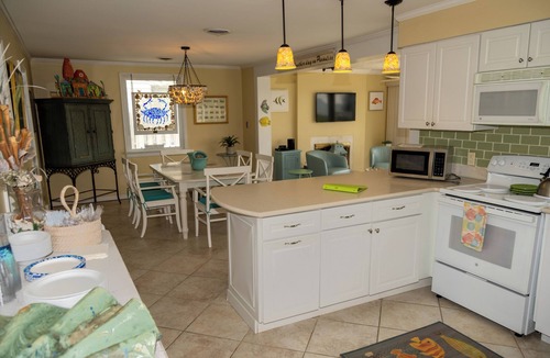 Urbanna Cottage | Lovely 3 BR, Rappahannock Riverfront Retreat in Picturesque Urbanna