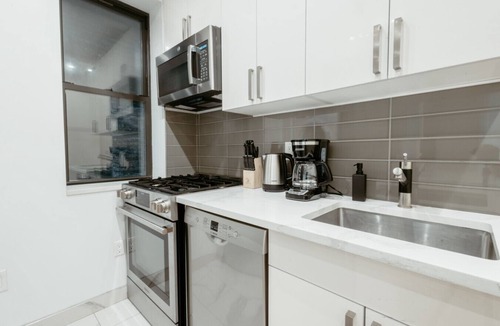 Manhattan Valley Apartment | Lovely 3BR Apt Steps from Central Park!