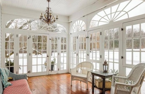 Selkirk House | Lovely 4-bedroom farmhouse with AC in quaint Hudson Valley