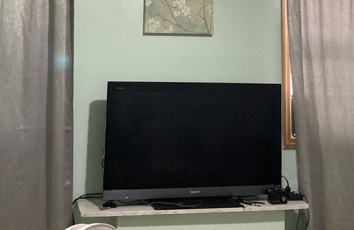 Albany Apartment | Lovely apartment at downtown Albany for 63 a night