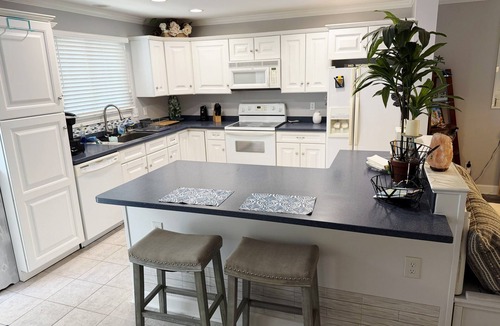 West Ocean City House | Lovely Beach Townhouse- Wed-Wed weeks or 20% off ENTIRE month of July available!