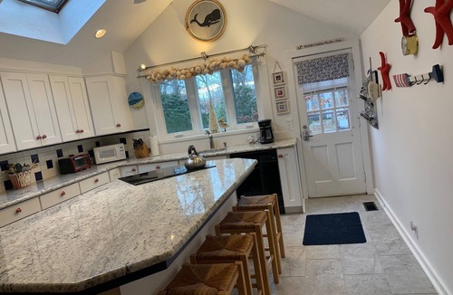 North Eastham House | Lovely Dog Friendly Beach Home Close to Everything.
