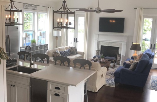 Rehoboth by the Sea House | LOVELY PINK COTTAGE. REHOBOTH BY THE SEA.BEACH BLOCK!