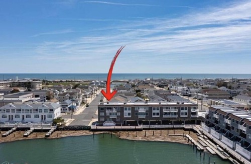 Stone Harbor Condo | Lovely Three bedroom, 2 full bath condo with wonderful water views and even more spectacular sunsets !