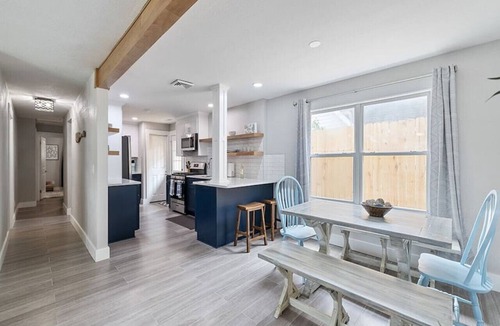 Northeast Virginia Beach House | Low Tide, 3 brdm, single story, Vibe/Oceanfront District