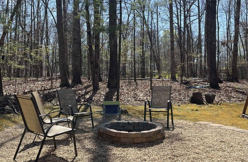 Forest House | LU Commencement Rental - Easy 15 minute drive to LU campus.