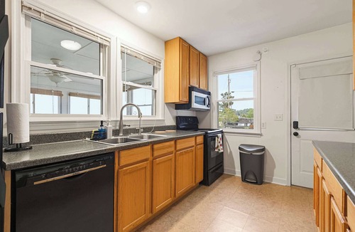 Lusby House | Lusby 3BD Family Beach House - Steps to the Sand!