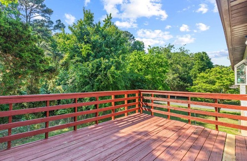 Chesapeake Ranch Estates-Drum Point Apartment | Lusby 5BD Family Home with Private Beach Access