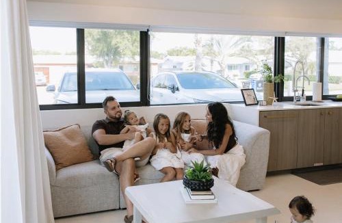 North Corals Apartment | Lush Florida King Bed Studio - Dog Friendly Oasis