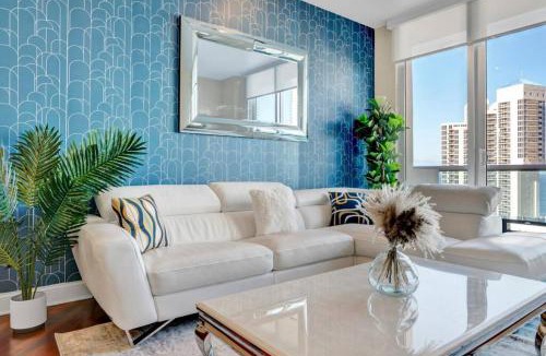 Sunny Isles Beach House | Lux 2BR Condo in Ocean Reserve with Pools and Tennis Courts