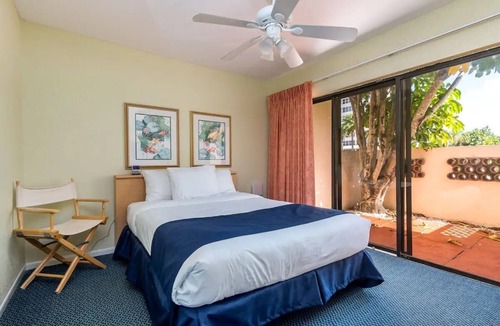 Boca Raton Resort | Lux Escape 50% Off—My Vac'n Plans Fell Through! Townhouse Resort on Ocean Blvd