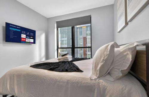 Lower Allston Apartment | Luxe 3bd Brighton