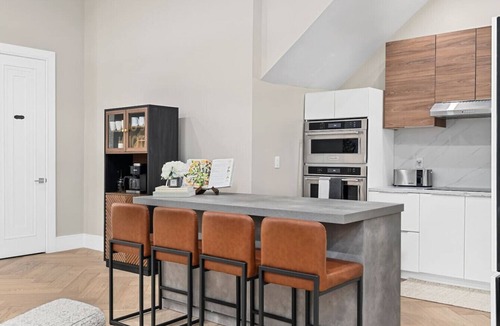 Downtown Boston Condo | Luxe Downtown Boston Loft with Game Room & Free Parking near Waterfront