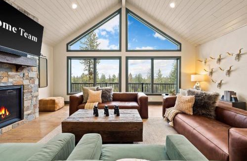 Lakeside House | Luxe Mtn Retreat Near Flathead Lake & Glacier Park