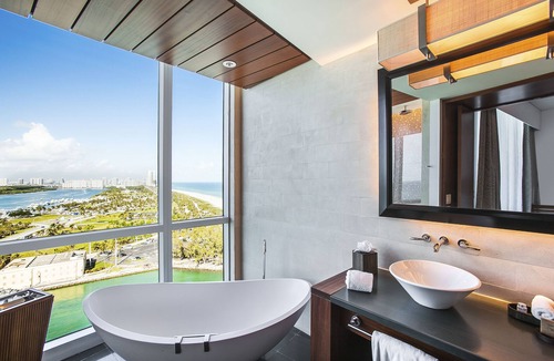 Bal Harbour Hotel | : LUXE UPGRADED 1 BEDROOM/1.5 BATH OCEAN VIEW KING SUITE 16th FLOOR AT RITZ