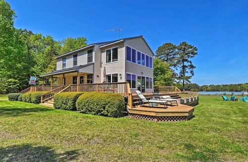 Port Haywood House | Luxe Waterfront Home: Kayak, Canoe, Grill + More!