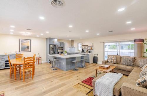 Miami Gardens House | Luxury Retreat Near Hard Rock