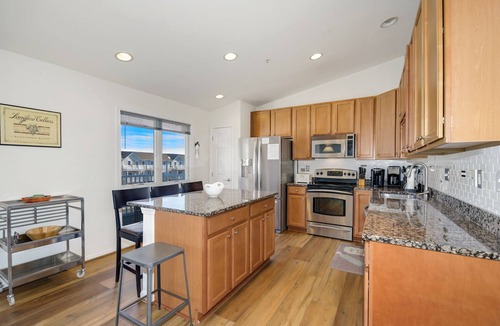 Bethany Beach House | Luxurious coastal getaway w/magnificent bay views, beach access, pool, & WIFI