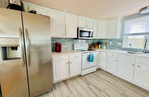 North Truro House | LUXURIOUS DIRECT OCEANFRONT,PRIVATE BEACH,SUNSET VIEWS,AC,2BR w/LOFT,KAYAK