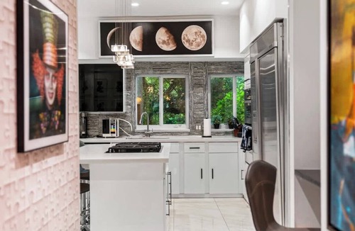 Northeast Miami House | Luxurious Miami Waterfront Gateaway A Location