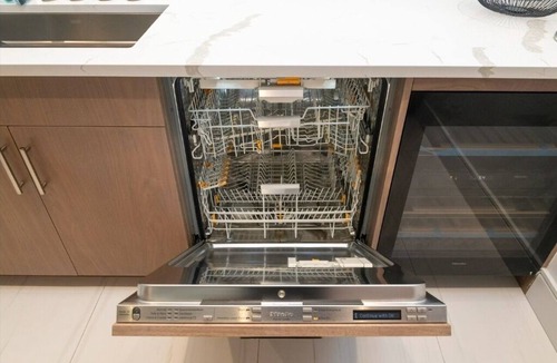 Hudson Square Apartment | Luxurious Soho Apartment~ 3 Bedroom 2 Bathroom