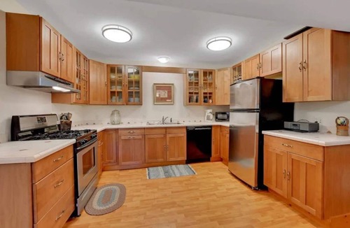 Great Barrington House | Luxuriously Comfortable Country Home