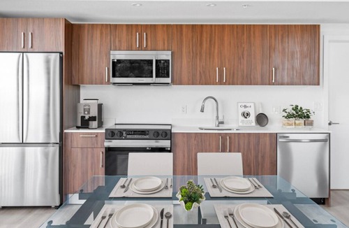 Flagami Apartment | Luxury 1-bedroom apartment Miami-Havana near magic city Casino.