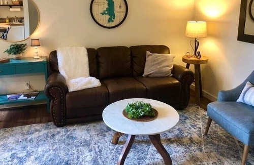 Bigfork Apartment | Luxury 1 BR in the heart of Bigfork