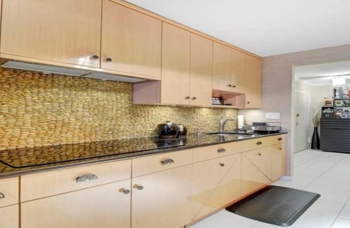 Cliffside Park Apartment | Luxury 1bed/1ba with NYC and Hudson River views