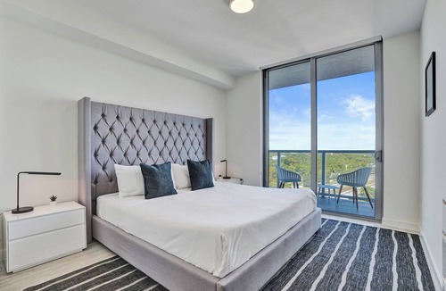 Northeast Miami Condo | Luxury 2BR In Design District with Pool+Parking+Gym @ QUADRO CONDOMINIUMS
