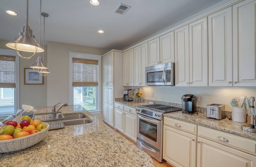 Bethany Beach House | Luxury 4BR Home in Gated Watermark with Pool, Fitness Center & Kayak Launch