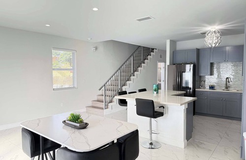 Allapattah House | Luxury 4BR Miami Villa with Hot Tub and Gazebo!