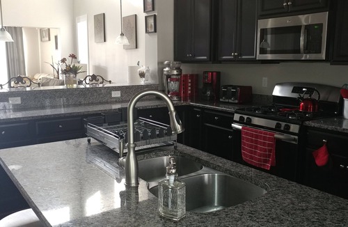 Rehoboth Beach House | Luxury 4BR Townhouse,2 pools & gyms Free Beach Parking Pass & WIFI, Linens Incl
