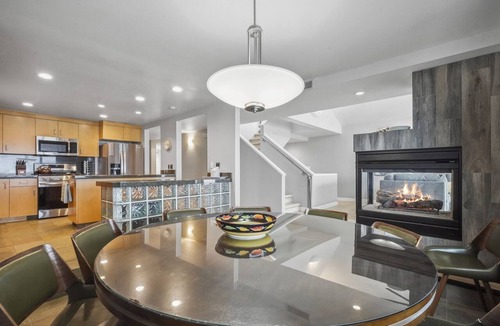 Hollywood Beach House | Luxury 6 bedroom Oceanfront Hollywood Beach Mansion
