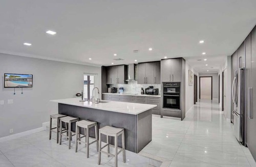 South Lake House | Luxury 6B Villa Heated Pool Near Hollywood Beach