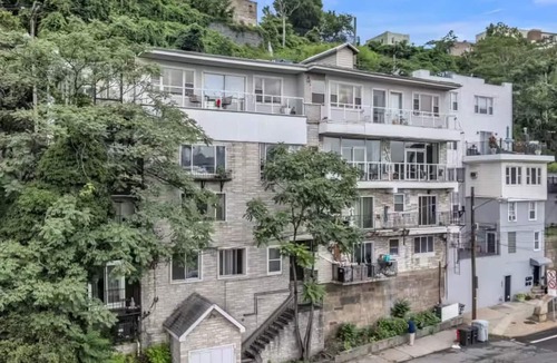 Weehawken Apartment | Luxury Apt W/NYC Skyline Views & Fast Transit!