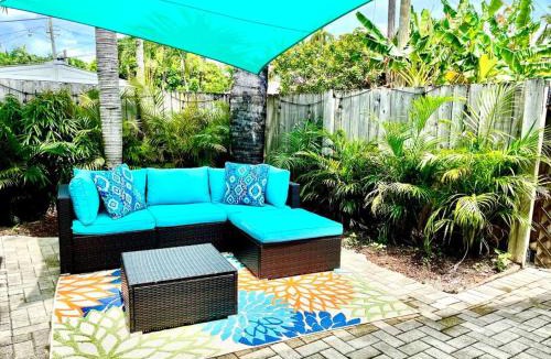 South Lake House | Luxury beach casita Private entry Private patio Free wifi and Parking