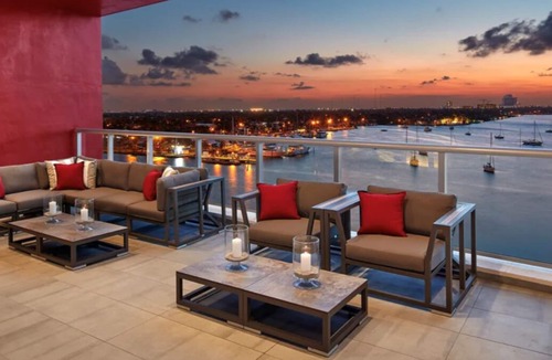 Hollywood Condo | Luxury beach Condo with ocean view right at Hollywood boardwalk
