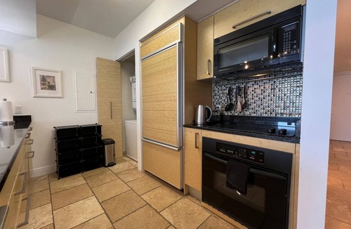 Hallandale Beach Apartment | Luxury Beach Front Furnished Apartment at The Beach Club