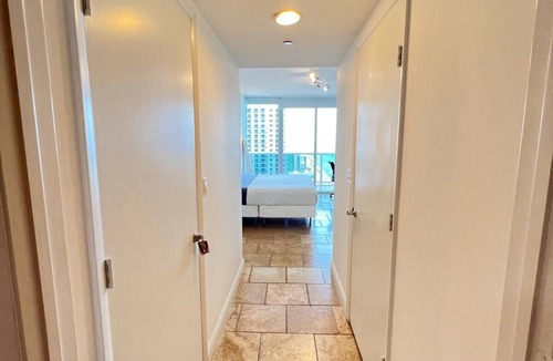 Hallandale Beach Apartment | Luxury Beach Front Furnished Apartment at The Beach Club